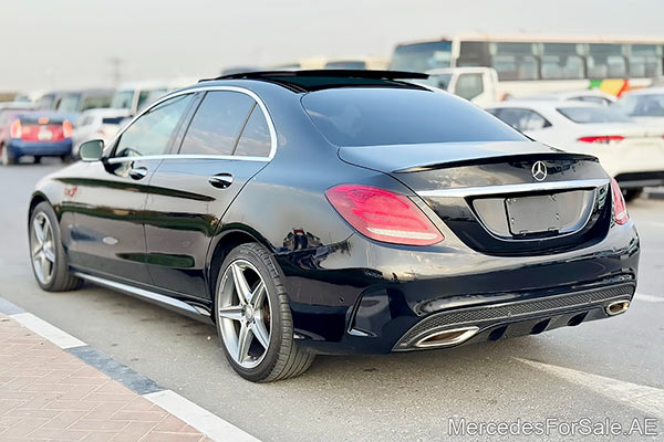 black 2016 Mercedes c200