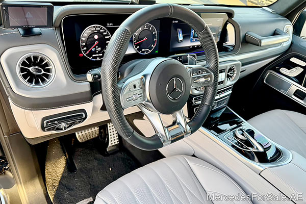black 2022 Mercedes g63