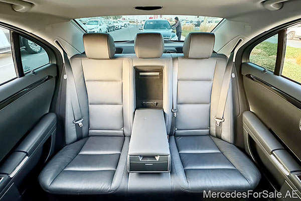 black 2012 Mercedes s350