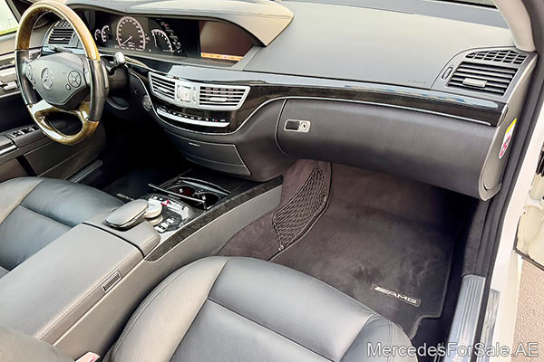 white 2010 Mercedes s350